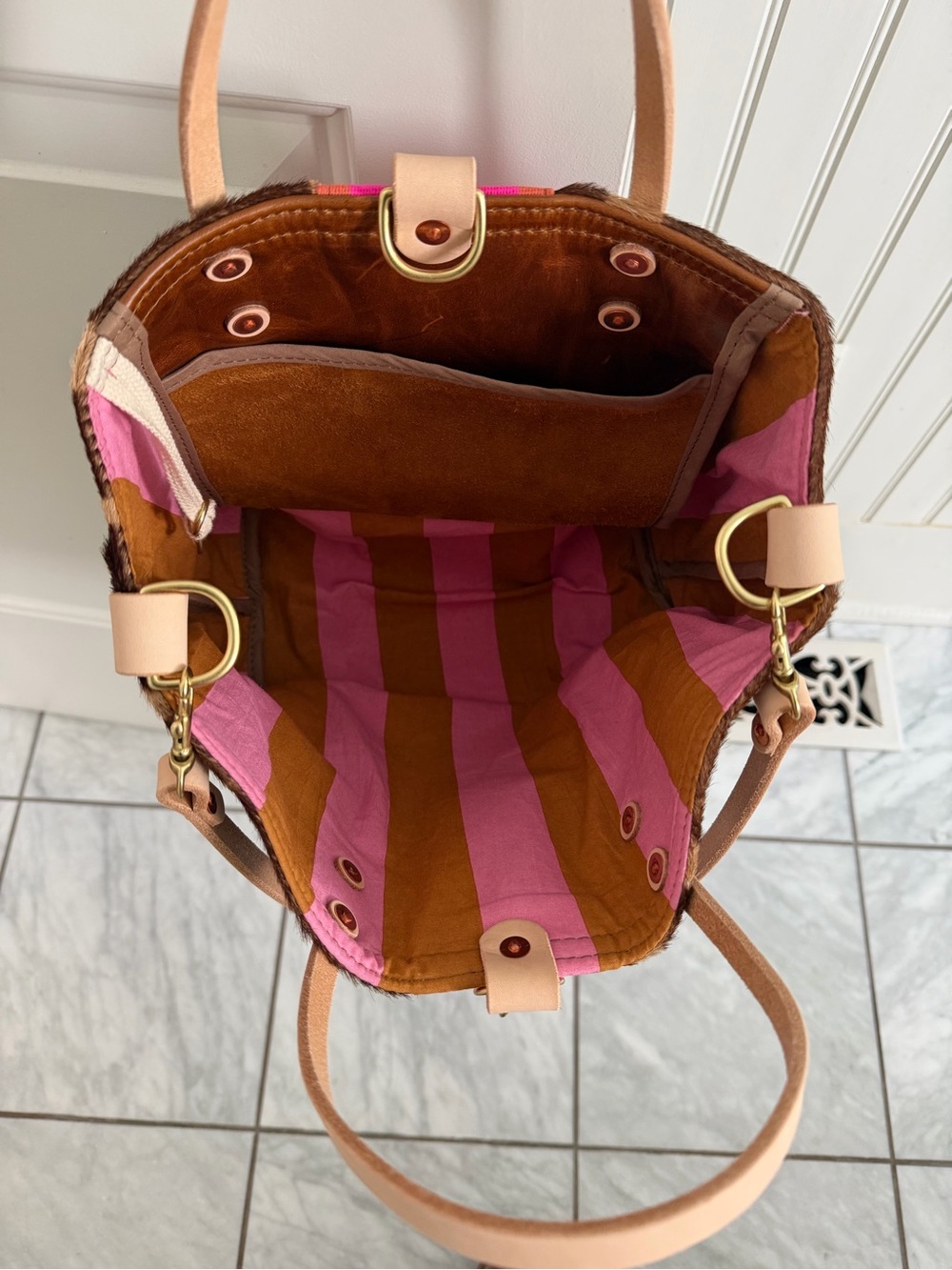 Limited Edition* Spotted Leather Handtote with Webbing - Picture 4 of 5